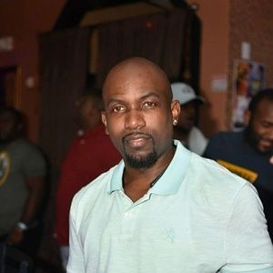 Meet your Posher, Dexter